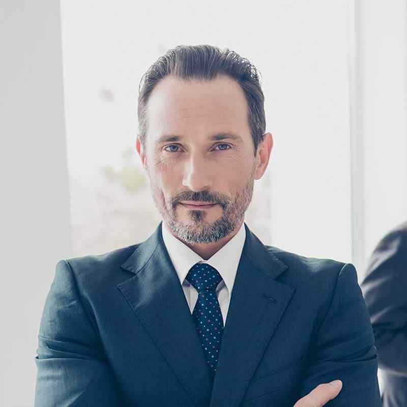 https://skassociates.co.in/wp-content/uploads/2019/04/img-people-06.jpg